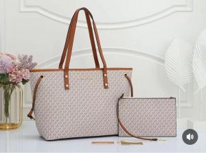 Michael kor Tote Bag With Pouch & Dust Bag brand box  6507