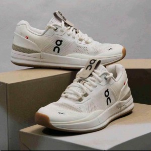 On Cloud  The Roger Pro x BEAMS Beige Ivory