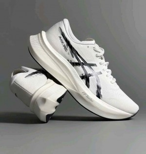 Asiccss. Magic Speed 4 White Black
