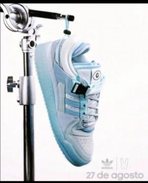 Adi Forum X Bad Bunny Blue tint (826)
