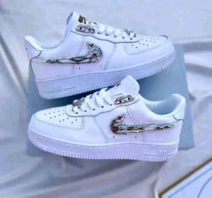 Nikkee Airforce 1 Molten Metal