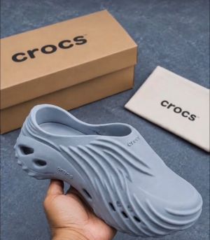 Cro-Echo Wave Clog