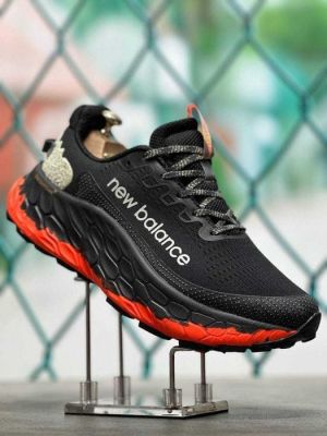 Ne w Baalanc e Fresh Foam x Trail More v3 Black Red