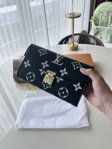 LOUIIS VUITTON LV METIS CHAIN SLING WITH OGBOX DUSTBAG BILLS ETC PREMIUM QUALITY 