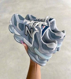 Neww Balance Monsoon Bue 422