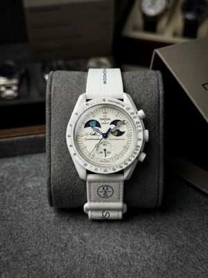 Omegg_a Moon Limited Edition 242