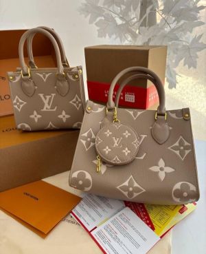 Louiis Vuitton onthego 25 khaki monogram  with double box 10
