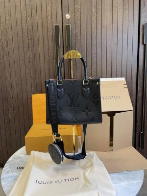 louiis vuitton OnTheGo PM with double box & carry bag 489