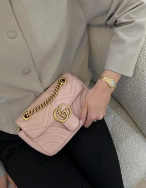 guccci GG Marmont Matelasse medium Shoulder Bag with box 913