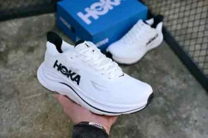 Hoka Clifton 10 White Black
