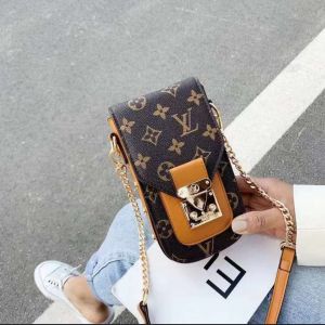 Loui Vuitton Sling Bag 