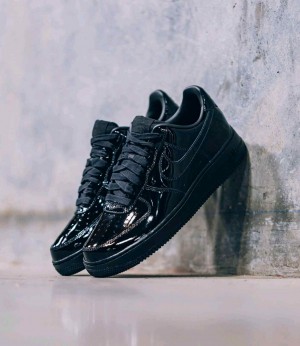 Nikee Airforce 1  07 Black Patent 2617