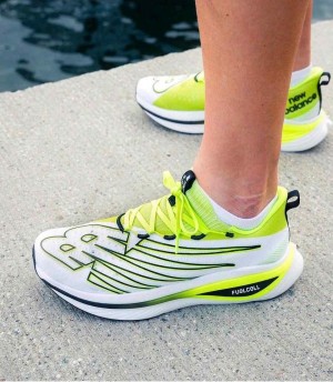 Neww Balancee FuelCell SC Elite V3 White Green 1110