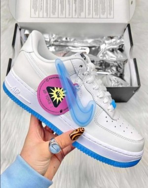 Airforce 1 uv active colour change