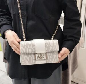 Armaani Exchange women jodie bag with box 848