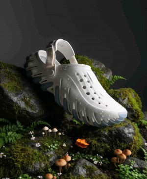 Croccs Echo  Icey Ro Gum Clogs