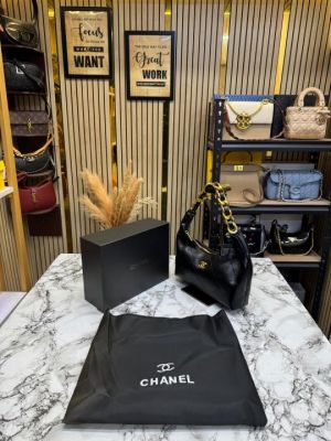Chane Quilted Maxi Hobo Bag With Box And Dust Bag (Black) (2606)