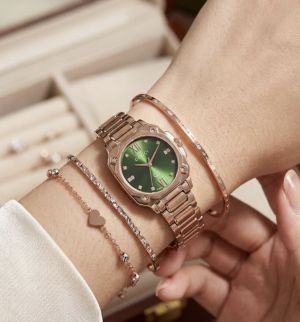 Guccci Women Square Coper Green Dial