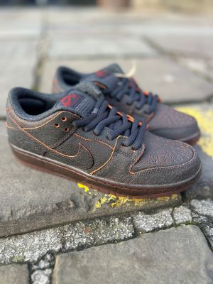 Dunk Low Premium Krampus For mens 