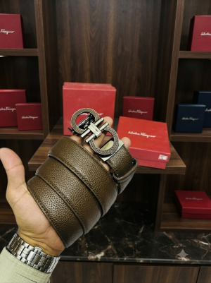 18 SF SALVATORE FERRAGAMMO PREMIUM QUALITY AUTOMATIC LOCK BELT