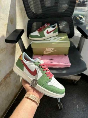 nikkee Air Jordan 1 Retro Low OG GS Year of the Dragon with og box