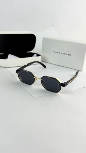 MARC JACOBS GOLD BLACK 9816