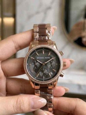 Michaae l Kors Ritz