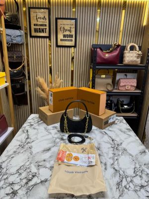 Loui Vuitton Mini Loop Monogram Empreinte Chain Shoulder Bag With Box & Dust Bag (Black) (M25223)