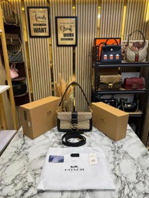 Coac Giorgie Shoulder Bag With Double Box And Dust Ba ricot Black (6818)
