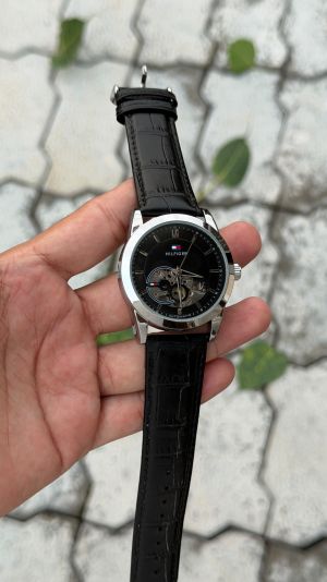 Tommm_y Hilfiger baker automatic open  heart 