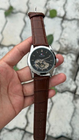 Tommm_y Hilfiger baker automatic open  heart 