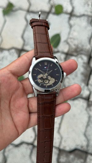 Tommm_y Hilfiger baker automatic open  heart 