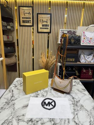 Michael Kor Charm Shoulder Bag With Box And Dust Bag (Beige)