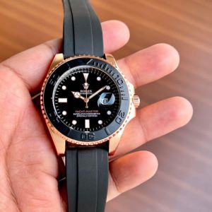 Roleex Yacht Master Oysterflex Rose Gold Quartz