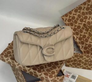 Coac quilted tabby shoulder bag  26 with box 876