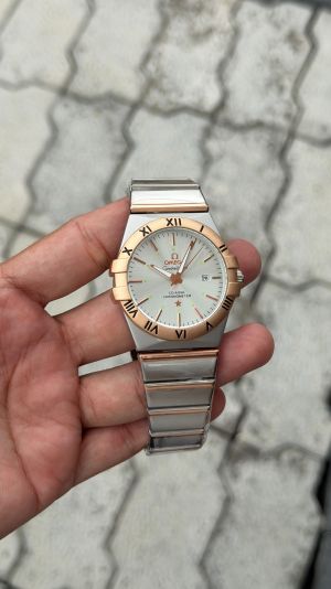 Omegg a Co-AXIal Chronometer