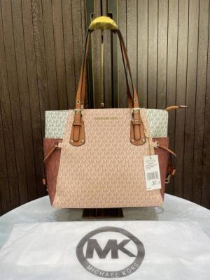 Michael_Kor Womens Voyager EastWest Tote 337