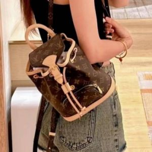 LV vuitton mini backpack 22 23cm with og box (44233 brown flower)