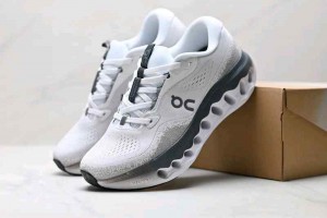 On Cloud Surfer 3 (1280