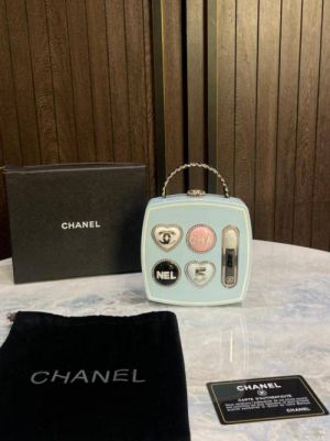 chanel makeup palette Minaudire Bag with box (STORE ARTICLE) 836