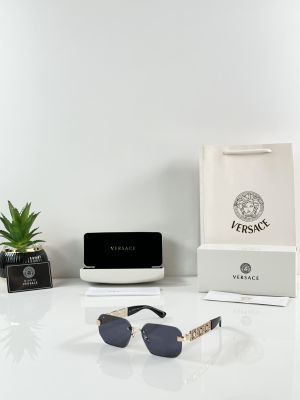 Versace 2004 Gold Black