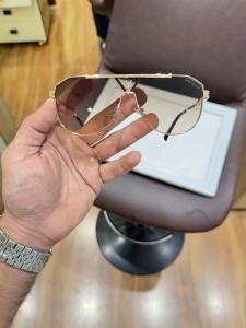 Loui vuitton 22295 gold brown