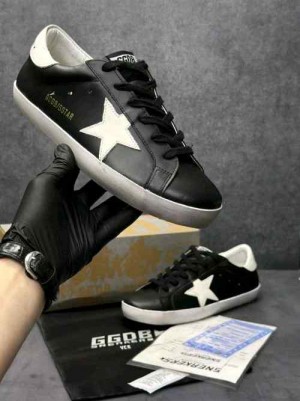 GOLDEN GOOSE SUPERSTAR TRAINER BLACK