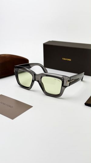 Tomford grey green 184