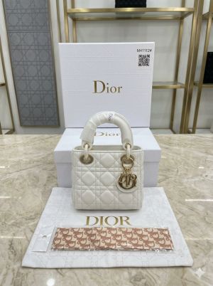 Dior lady white Cannage calfskin leather premium quality with double box packing (with scarf)