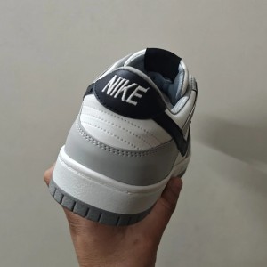 DUNK Grey Black