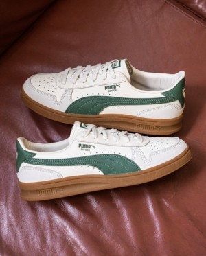 A indoor og frosted ivory vine gum