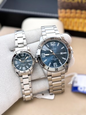CASIO COUPLE WATCHES 