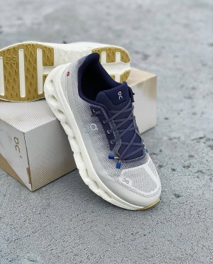 On_Cloud tilt Midnight Ivory