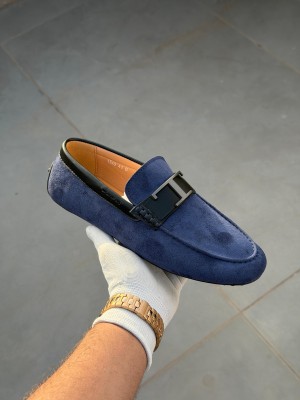 TODS SUEDE LOAFER 